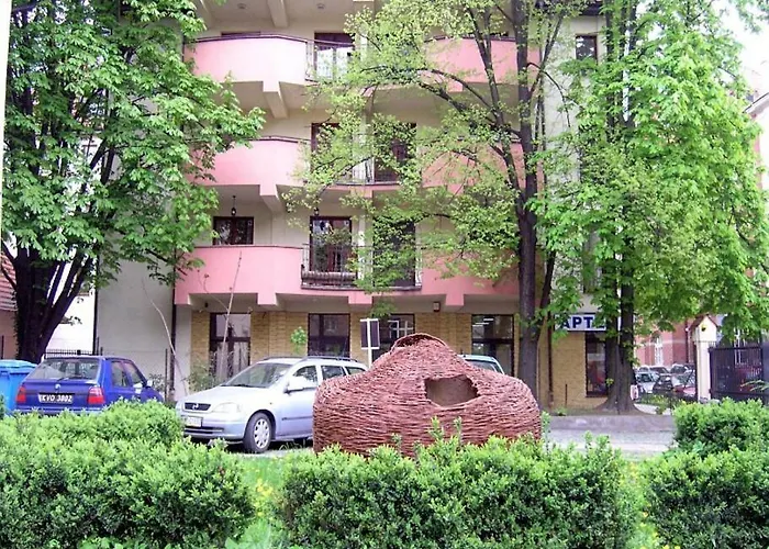 公寓 三一公寓 *